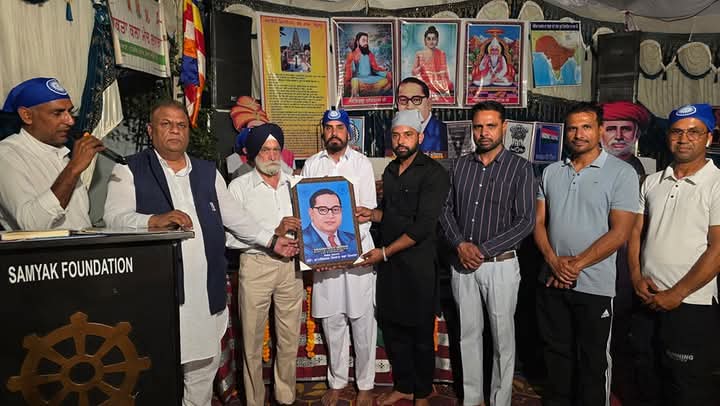 गांव हियाला में बाबा साहब डॉ. भीमराव अंबेडकर जी की 134वीं जयंती मनाई गई।